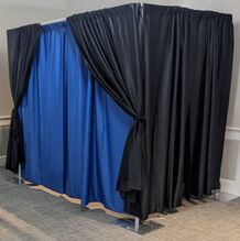 enclosed photo booth using curtains
